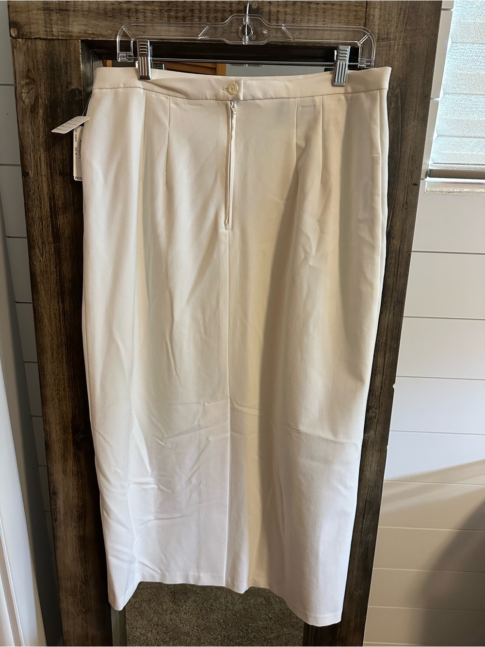 NWT Briggs New York White Back Zip Pencil Midi Skirt Size 16 Stretch Career - Picture 2 of 5